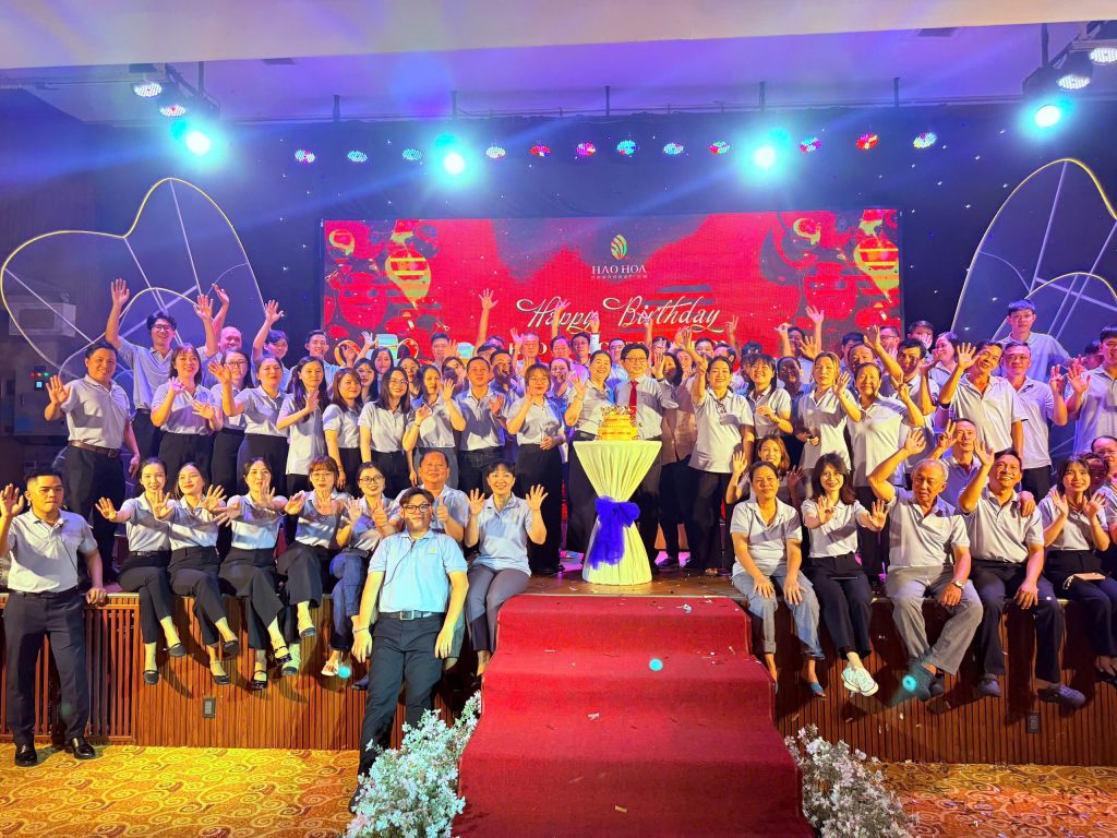 Mừng Sinh Nhật Công Ty Còn Là Dịp Để Đội Ngũ Nhân Sự Cùng Nhìn Về Tương Lai - Nơi Mỗi Thành Viên Hào Hoa Đều Có Thể Phát Huy Thêm Sức Mạnh Và sáng tạo Của Mình Góp Phần Xây Dựng Công Ty Ngày Càng Phát Triển Hơn.