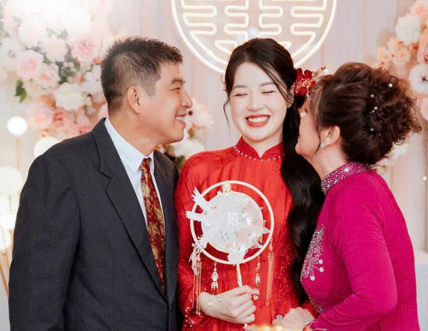 Cha Mẹ Là Người Đã Nuôi Nấng Và Đồng Hành Cùng Con Từ Khi Mới Chào Đời Đến Khi Con Lớn Khôn Và Trưởng Thành