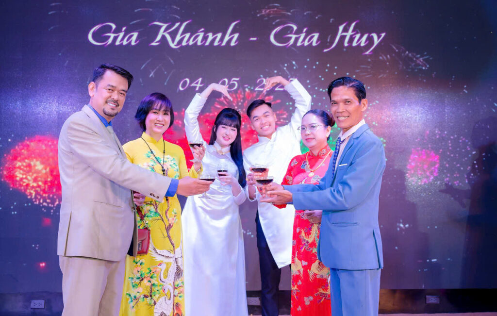 Lời Tri Ân Chân Thành - Gắn Kết Hai Bên Gia Đình