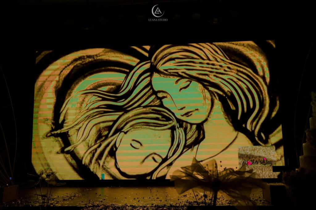 Show Video (Clip) Tri Ân