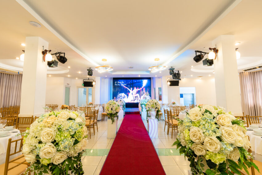 Không Gian Sảnh Tiệc Cưới Lãng Mạn Tại Đại Hỷ Garden