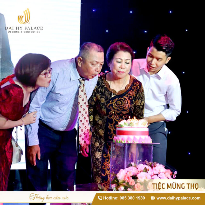 Voucher Couple Zone Dành Tặng Cho Các Cặp Đôi Có Nhu Cầu Tổ Chức Tiệc Sinh Nhật, Họp Mặt, Thôi Nôi...